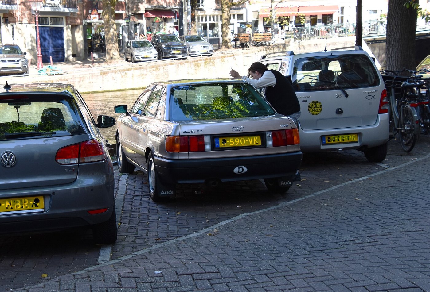 Audi 80 der Baureihe B3, Modelljahr 1987, von schräg vorn