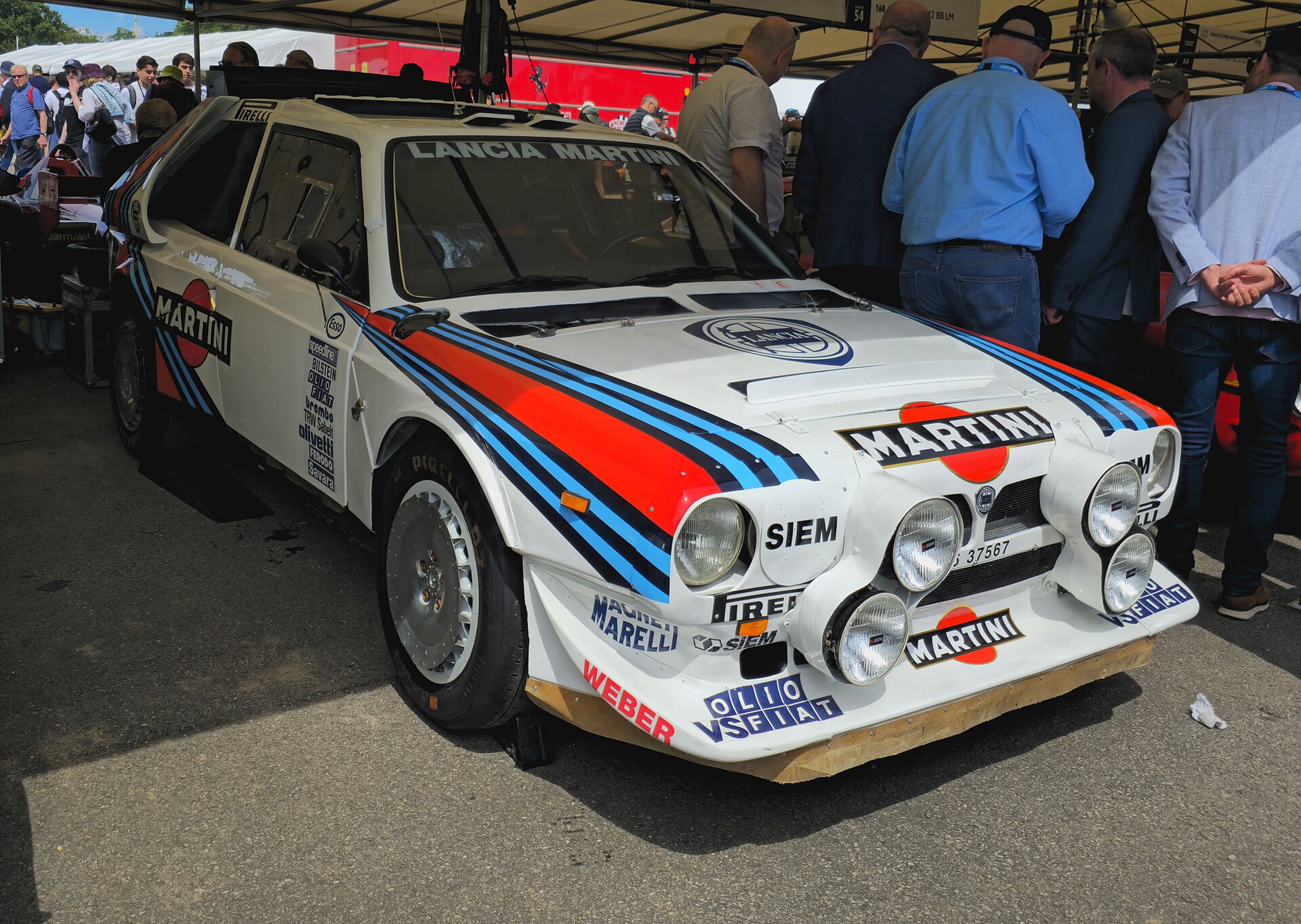 Lancia Delta S4 der Gruppe B in Dreiviertelansicht