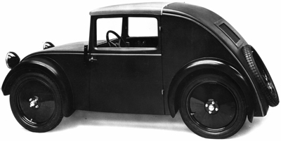 Seitenansicht des Standard Superior von 1933
