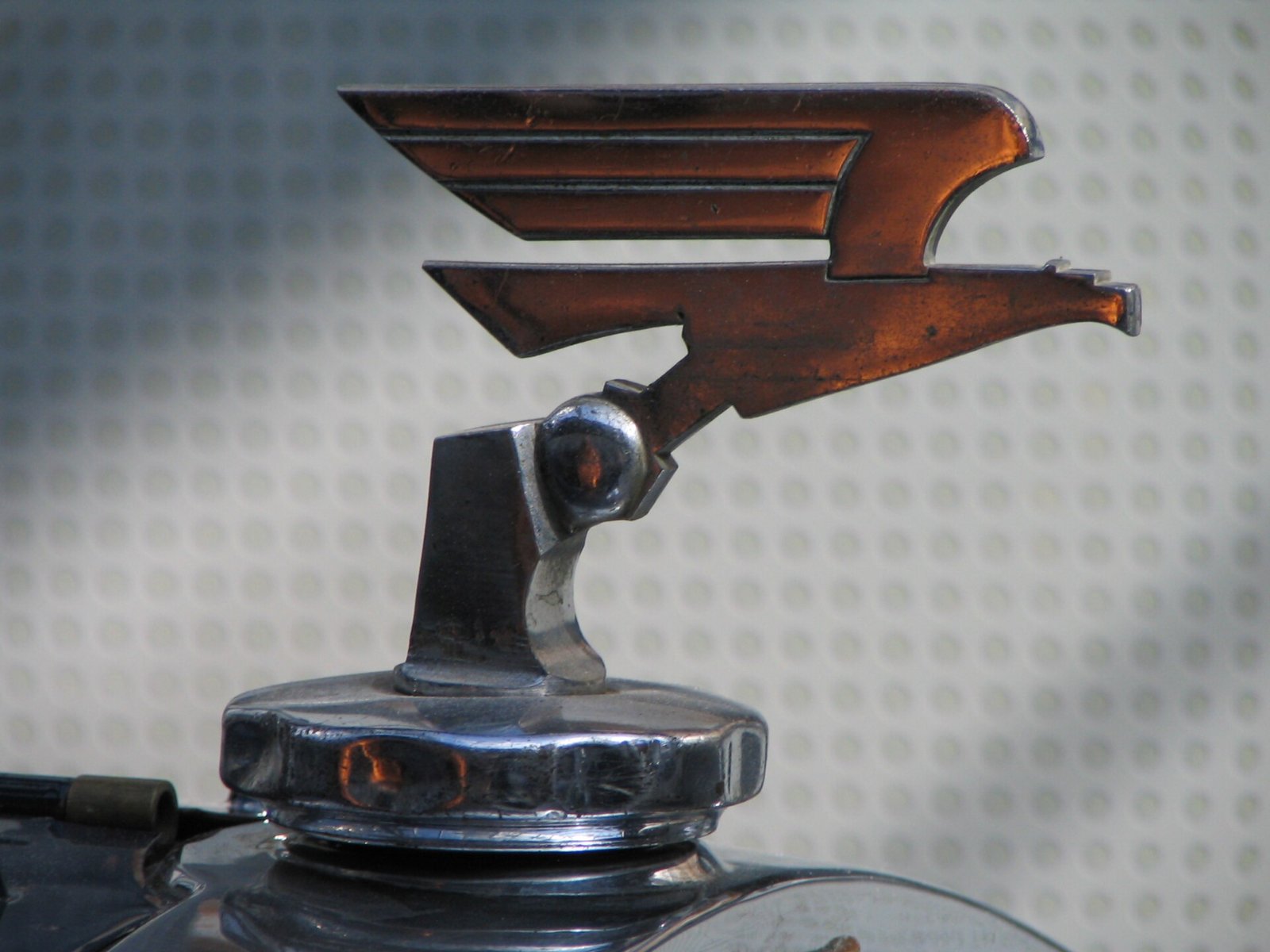 Kühlerfigur eines Adler Standard 6