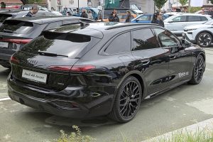 Audi A6 Avant der Baureihe C9 auf einer Autoschau 2025