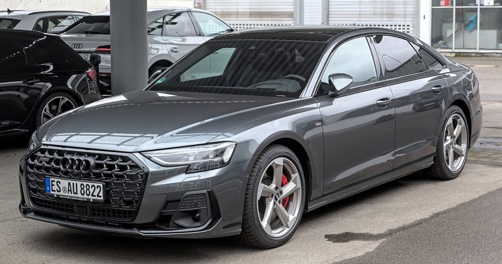 Audi A8 der Baureihe D5