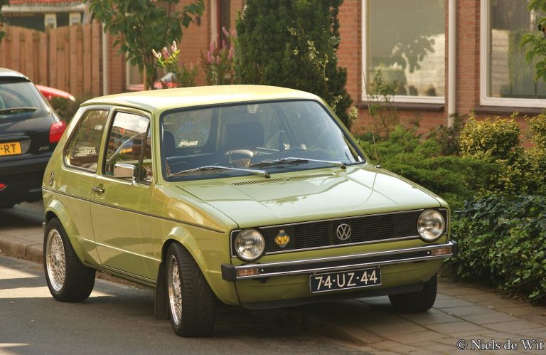 Volkswagen Golf der ersten Generation, Baujahr 1978, in Seitenansicht