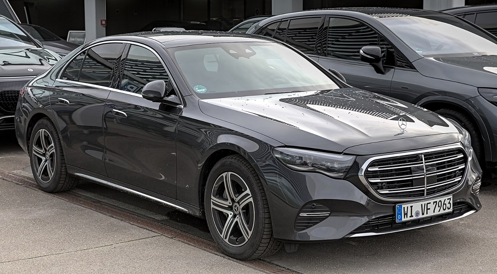 Mercedes-Benz W 214 Limousine